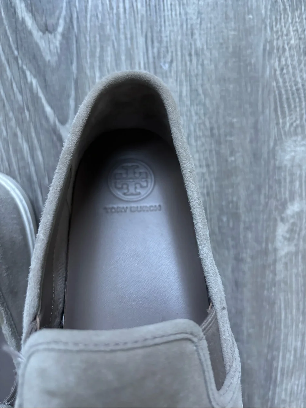 Tory Burch Women’s Jesse Suede Slip-On Loafers Size 5.5